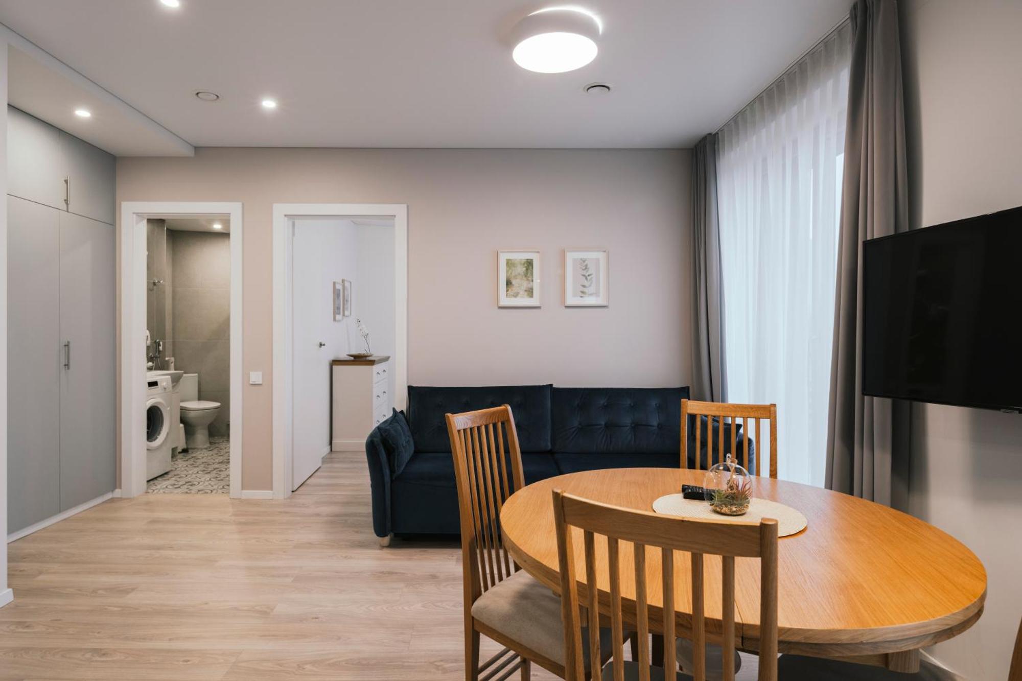 J14A I Rooms & Apartments Automated Self Check-In VNO Exterior photo