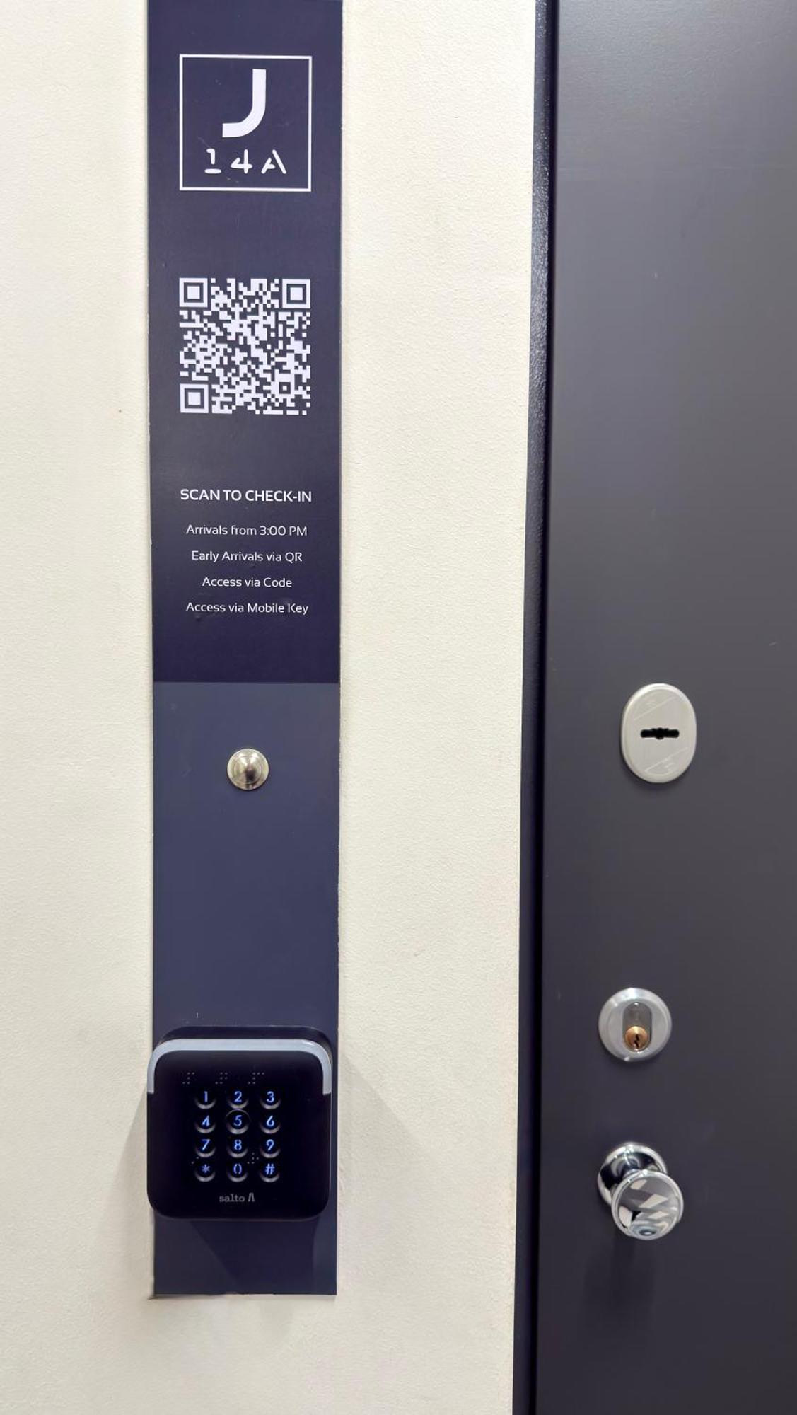 J14A I Rooms & Apartments Automated Self Check-In VNO Exterior photo